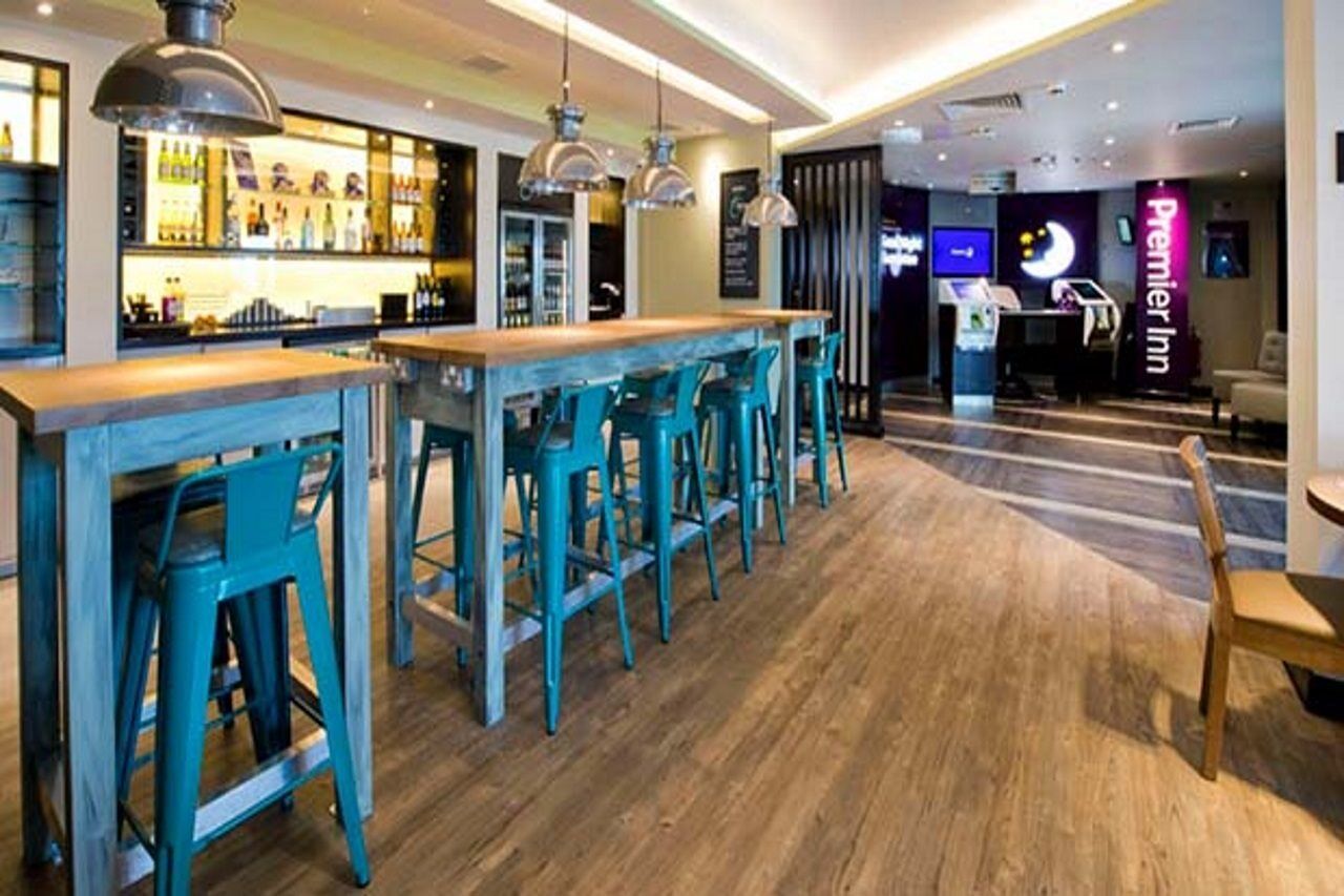 Premier Inn Wells Ngoại thất bức ảnh